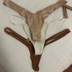 Skims Thongs